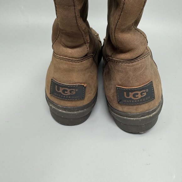 UGG Arquette Brown Leather Winter Boots Womens Size 7 Zip Sheepskin Cuff - Picture 5 of 8